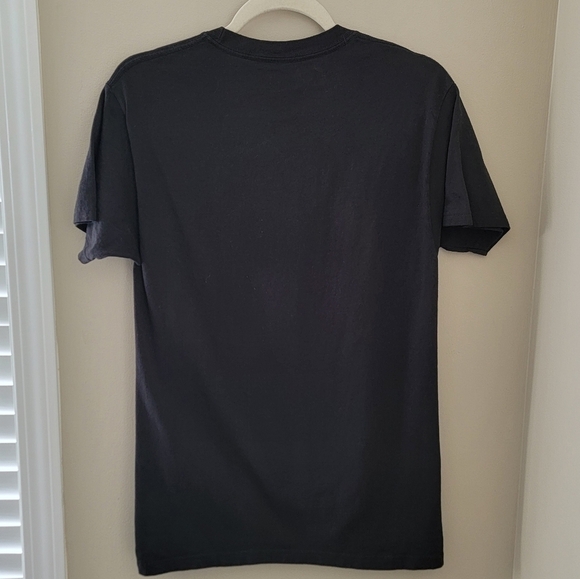 Hunter Hunter Shirt Size Medium Graphic T-shirt Anime Manga #2145 - Picture 3 of 8